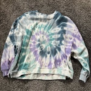 American Eagle tie-dye Crewneck
